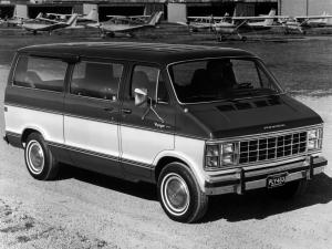 1982 Plymouth Voyager